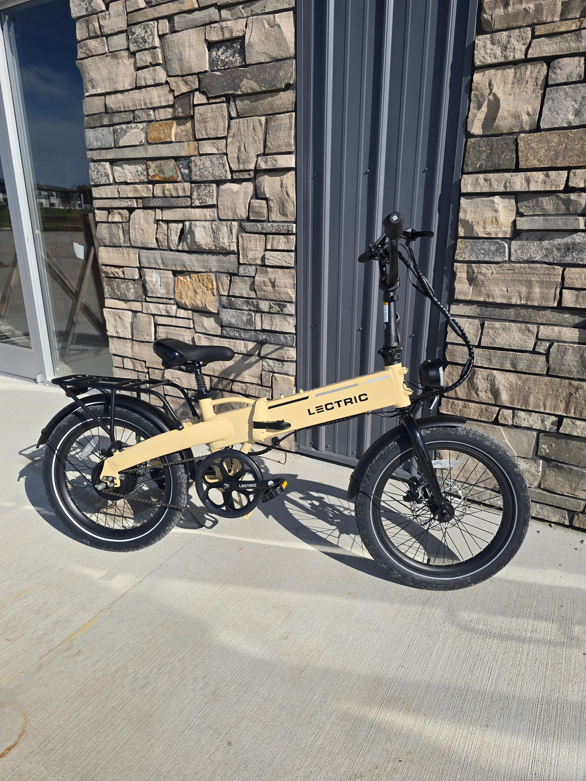 Lectric XP Lite 2.0 Folding Electric Bike 300W 20MPH Long Range 80 Mile eBike