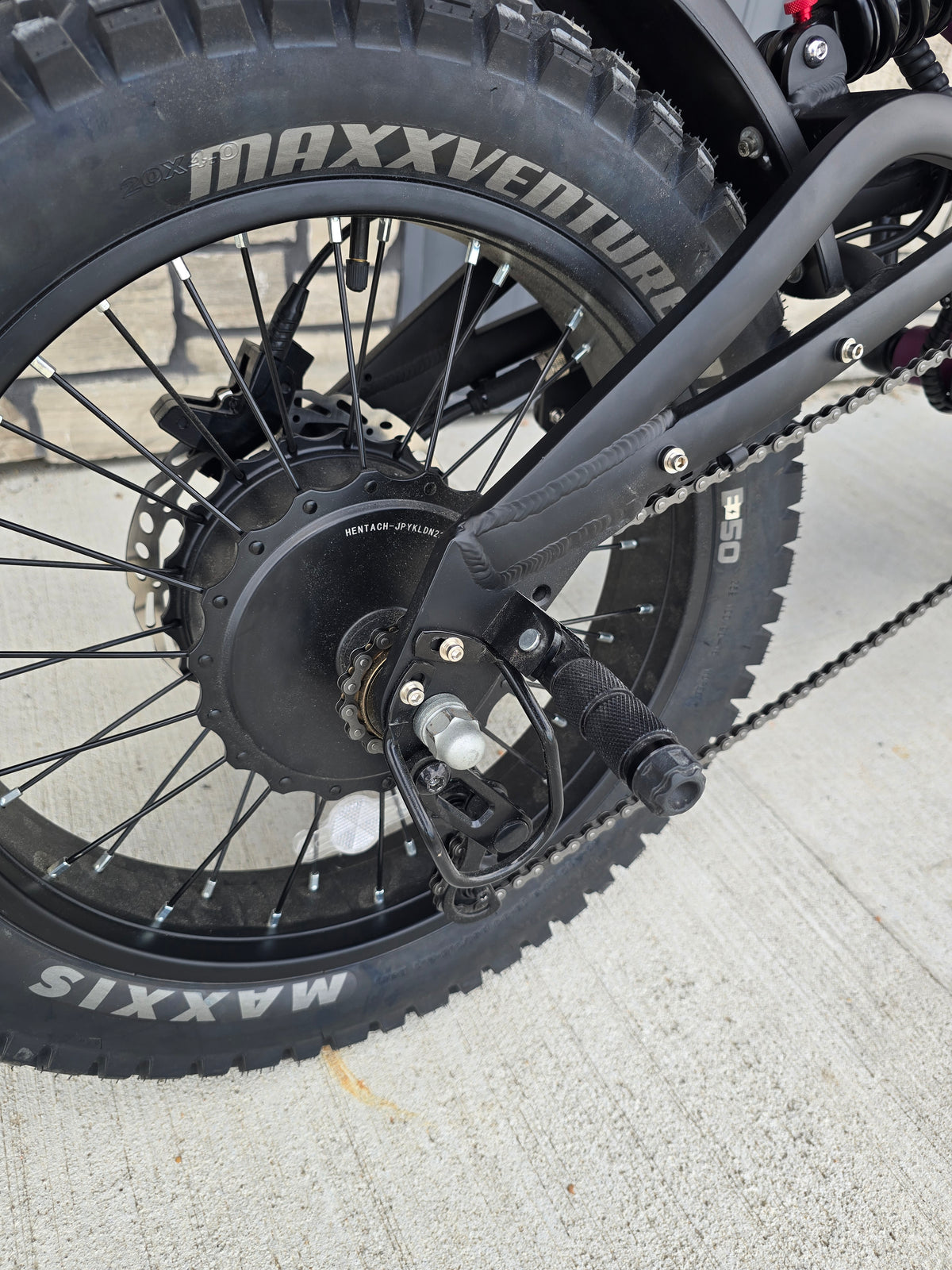 GhostCat F4X 2200W Electric Bike 60V 25Ah Fat Tire eBike 40MPH Off-Road
